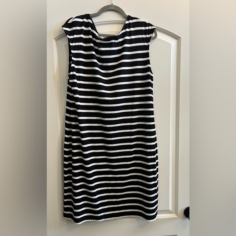 Chico's Black and White Sleeveless Sheath Dress